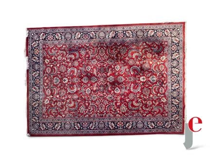 Handmade ORIENTAL RUG made of wool, featuring a fl