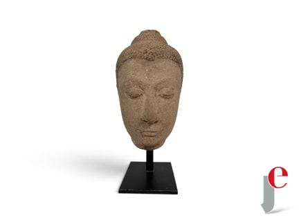 TESTA DI BUDDHA in gres
Thailandia, XVII secolo
Vo