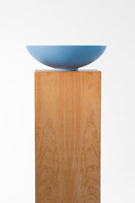 埃托雷·斯帕莱蒂（意大利，1940-2019）
《杯》——1994年
彩绘雪花石膏
15.5 × 5