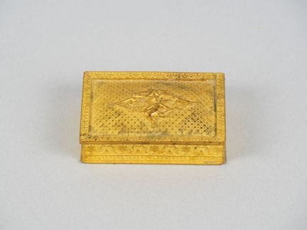Small gold-plated metal box in the Napoleon III st
