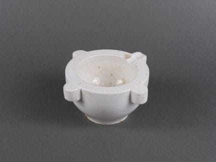 Apothecary-style ceramic mortar with 4 handles.
H:
