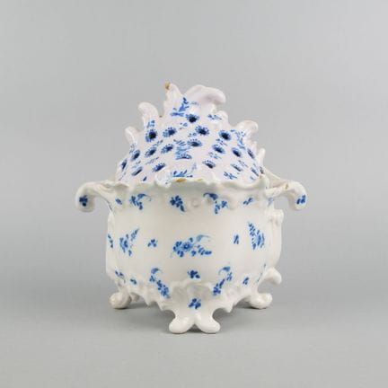 MOUSTIERS
Vaso da fiori da appoggio a quattro pied