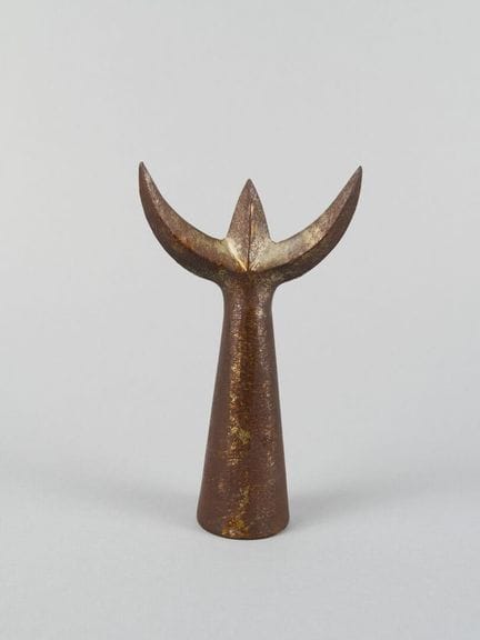 Trident de travail en fer.
H. 15 cm environ
(Usure