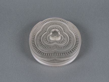René LALIQUE. Modello "Bayonne". Scatola circolare
