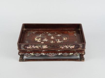 ASIA. Natural wood tray with mother-of-pearl inlay