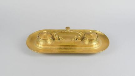 19th-century-style double desk inkwell set made of