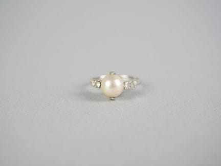 Anello in oro giallo 18 carati (750 millesimi) con