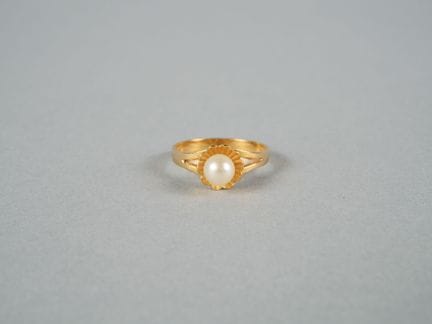 Anello a forma di fiore in oro giallo 18 carati (7