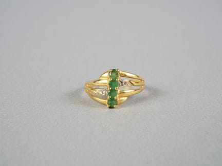 Anello in oro giallo 18 carati (750 millesimi) con