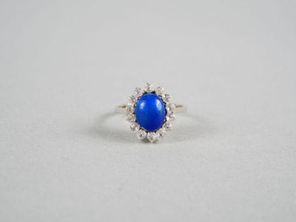 Pompadour-Ring aus 18 Karat Weißgold (750 Tausends