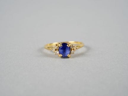 Anello in oro giallo 18 carati (750 millesimi) con