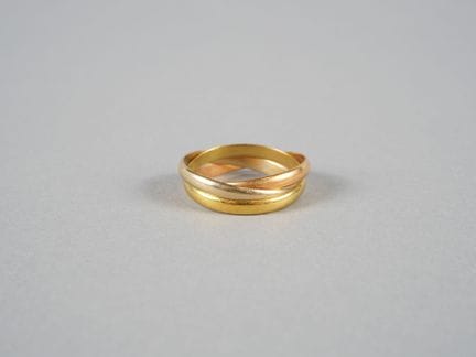 Ring aus drei 18-karätigem Gold (750/1000) im Trin