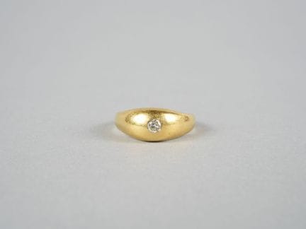 Anello a cerchio bombato in oro giallo 18 carati (