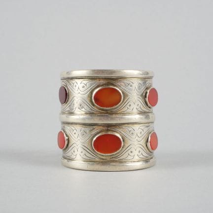 Bracciale a polsino turkmeno in argento impreziosi