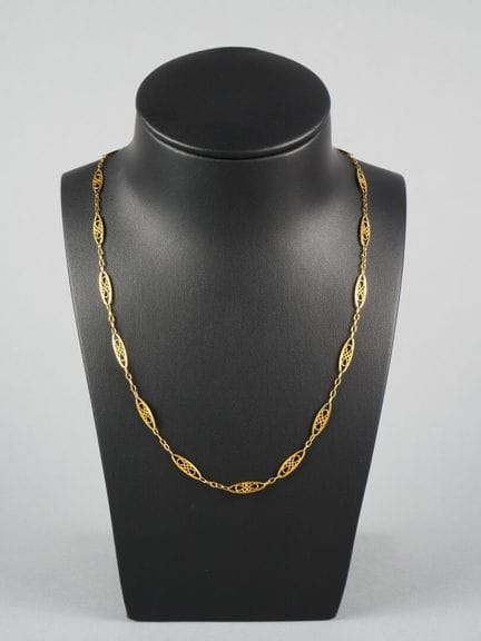 Collana in oro giallo 18 carati (750 millesimi) co