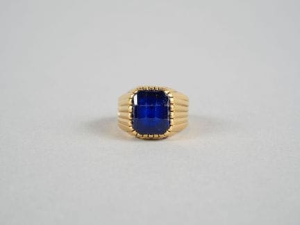 Anello in oro giallo 14k-585 millesimi con incisio