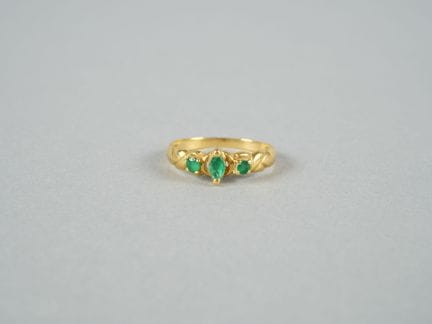 Anello in oro giallo 18 carati (750 millesimi) con