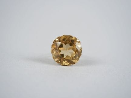Anello in oro giallo 18 carati (750 millesimi) con