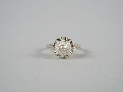 Blumenring aus 18 Karat Weißgold (750 Tausendstel)