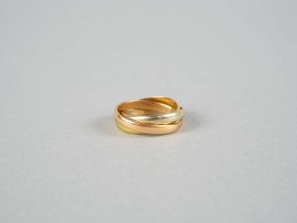 Anello in tre ori 18K-750 millesimi in stile Trini