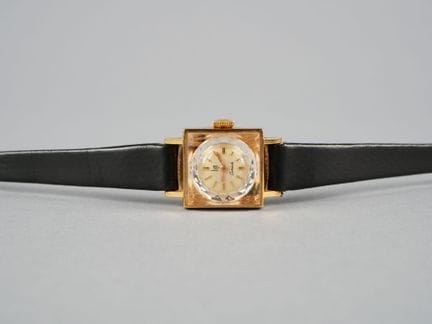 LIP, Ginevra. Orologio da polso da donna con cassa