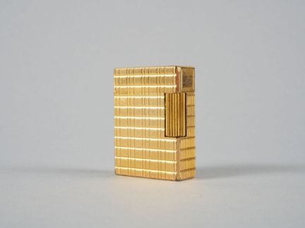 S.T. DUPONT, Parigi. Accendino tascabile in metall