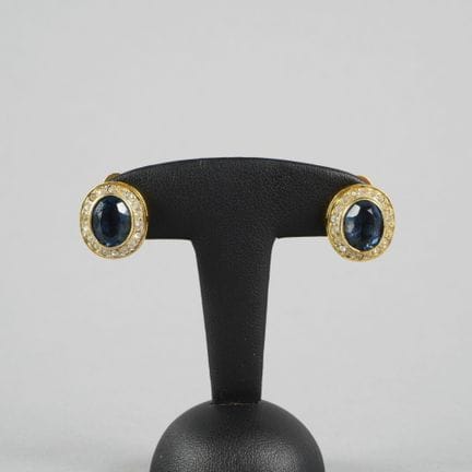 Coppia di orecchini a clip in argento placcato oro