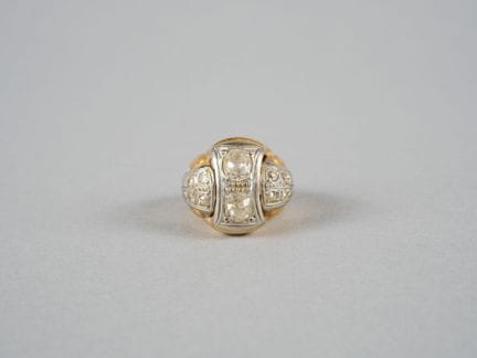 Anello in stile Tank in oro giallo 18 carati (750 