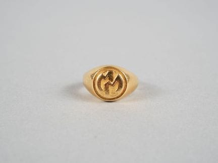 Anello cavaliere in oro giallo 18 carati - 750 mil