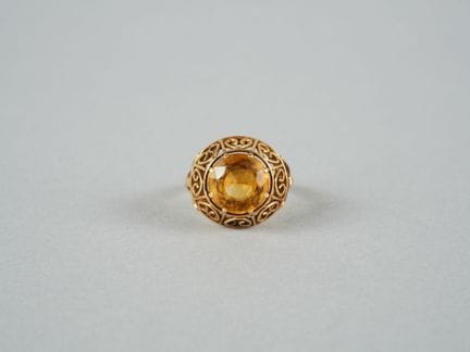 Anello in oro giallo 18 carati (750 millesimi) con