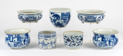 Sammlung von sieben chinesischen Pflanztöpfen Land