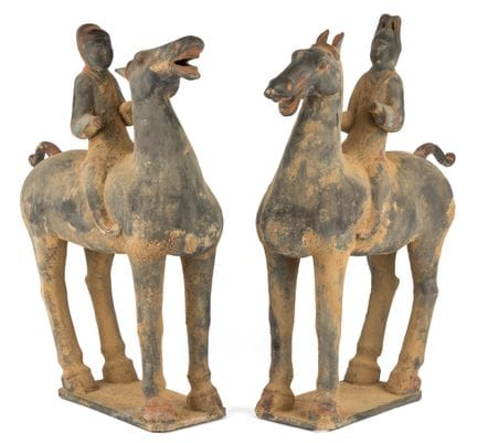 Ein Paar Reiterfiguren in chinesischem Han-Stil Te