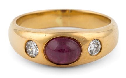 Ring 750-Gelbgold, Rubine und zwei Brillanten, fei