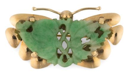 Butterfly brooch made of 585 gold and jade. 2 x 4.