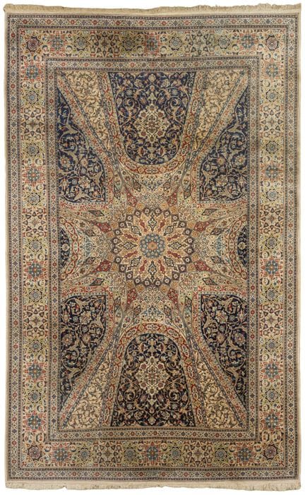 Nain (Signiert)  ca. 345 x 224 cm.