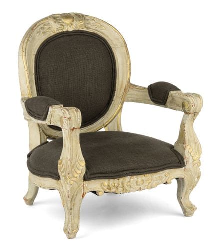 Sillón en miniatura   Siglo XIX, 50 cm de altura.
