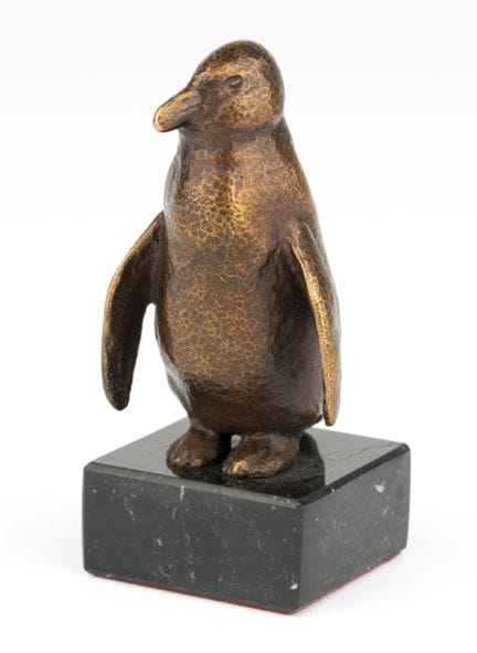 高尔，1869年8月 哈瑙 — 1921年 柏林 《站立的企鹅》。青铜。署名。铸造师印记：H. No