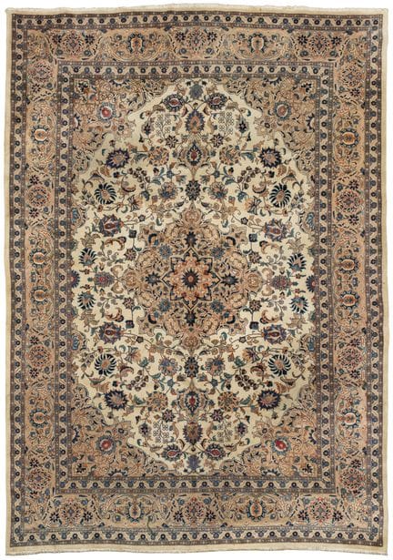 Nain  env. 345 x 245 cm.