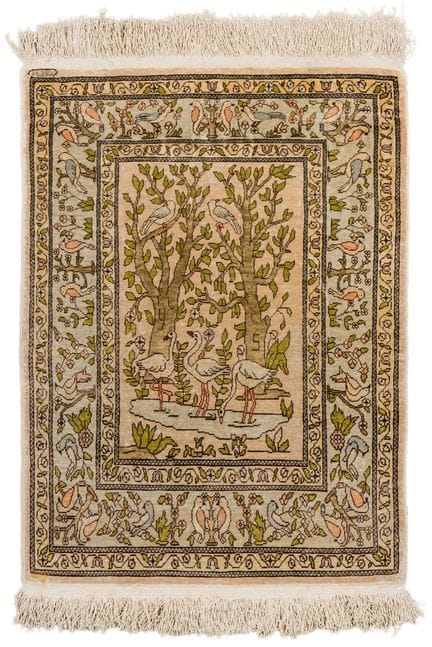 Raccord en soie  env. 64 x 46 cm.