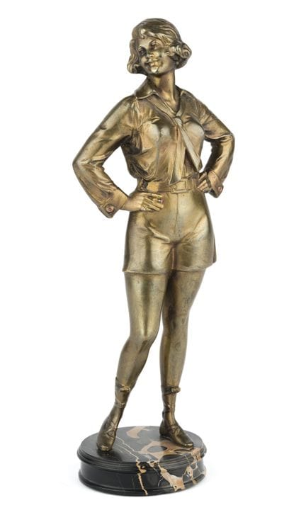 扎克·布鲁诺   1891年出生于日托米尔——1935年逝于维也纳 《风情女士》。  署名。青铜。大