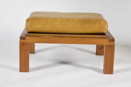 195 Pierre CHAPO (1927-1987)
Tavolino o pouf in ol