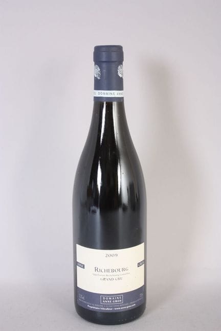 1 B RICHEBOURG (Grand Cru), Etikett ganz leicht be