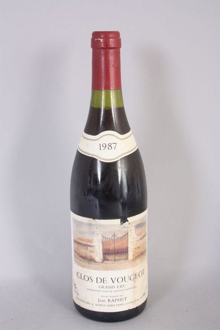 1 B CLOS DE VOUGEOT (Grand Cru) e.t.h bis e.l.a; c