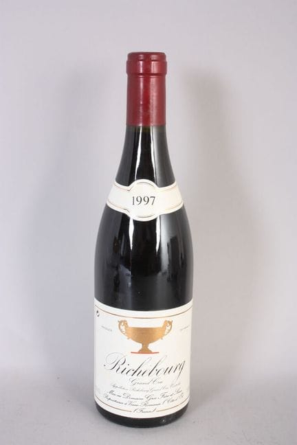 1 B RICHEBOURG (Grand Cru), Etikett ganz leicht be