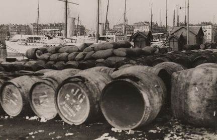 Germaine Krull 1897-1985 
Port de Marseille, 1929,