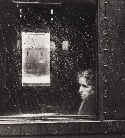Toni Schneider (1920-2006) 
Femme en attente, 1951
