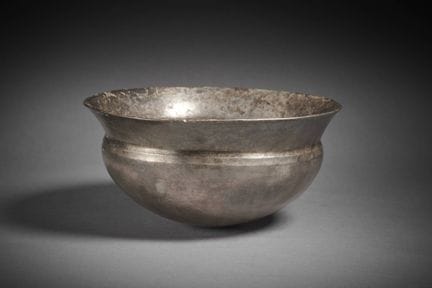 BOL EN ARGENT

Art grec, période archaïque, fin VI