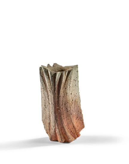 小山康久

《丹笔》——2014

石质陶

32 × 18 × 14 厘米




Stonewa