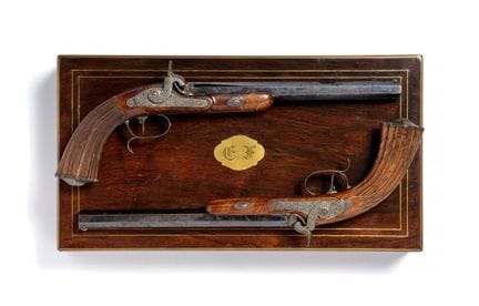 ÉMOUVANTE CASSETTE NÉCESSAIRE DE PISTOLETS D’OFFIC