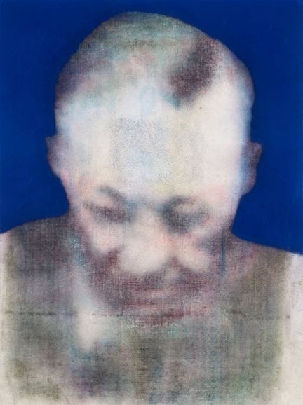 Rostro sobre fondo azul

Técnica mixta sobre papel